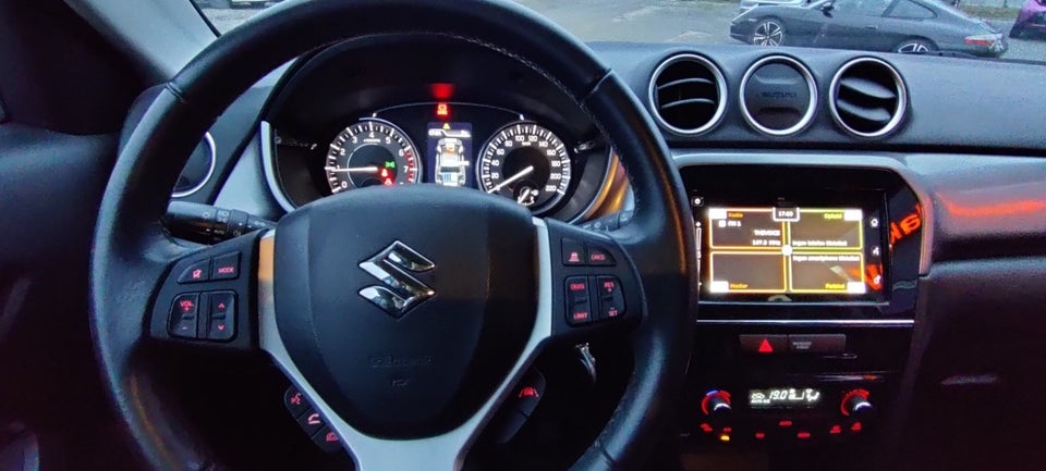 Suzuki Vitara 1,4 mHybrid Active 5d