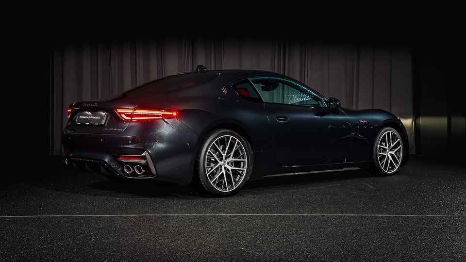 Maserati GranTurismo 3,0 V6 Trofeo aut. 2d