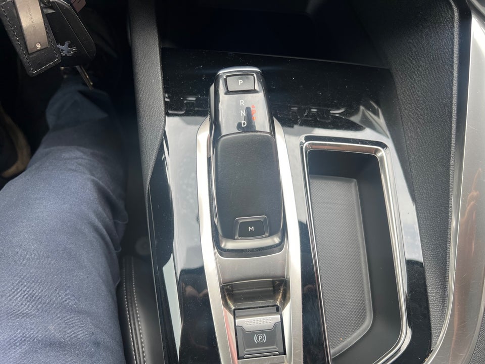 Peugeot 5008 1,5 BlueHDi 130 Allure EAT8 7prs 5d