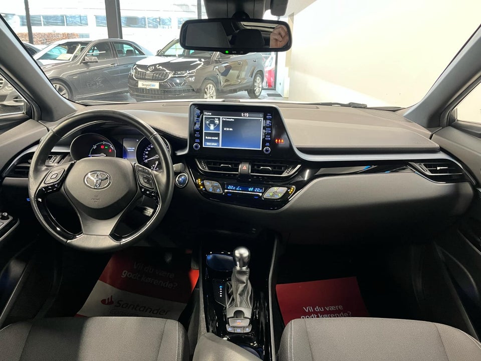 Toyota C-HR 1,8 Hybrid C-ENTER CVT 5d