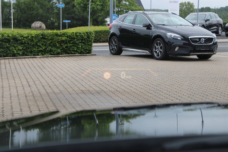 BMW i4 eDrive40 Charged 5d