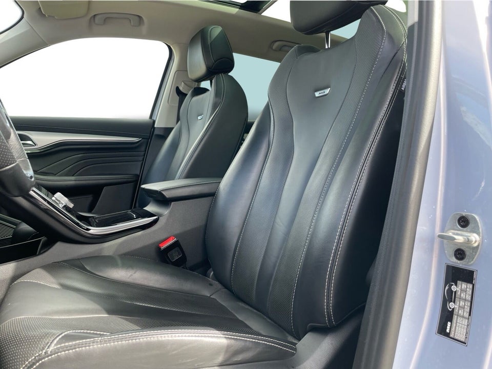 MG Marvel R Performance 5d