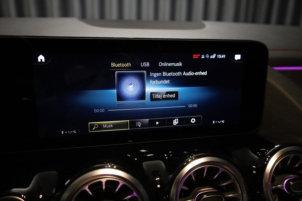 Mercedes EQA300 AMG Line 4Matic 5d