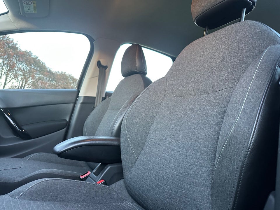 Citroën C3 1,6 BlueHDi 100 Selection 5d