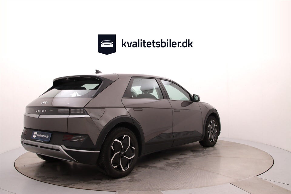 Hyundai Ioniq 5 77 Essential 5d