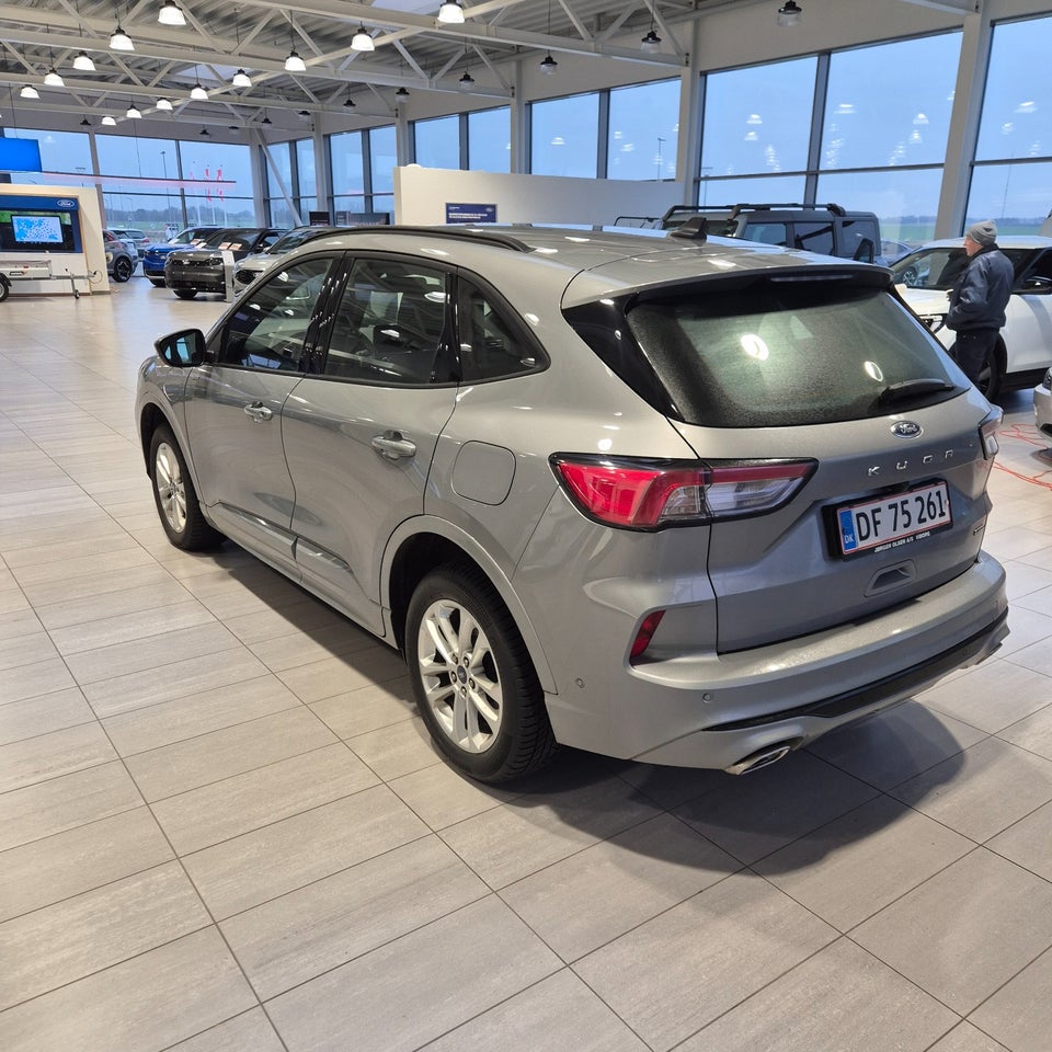 Ford Kuga 2,5 PHEV ST-Line CVT 5d