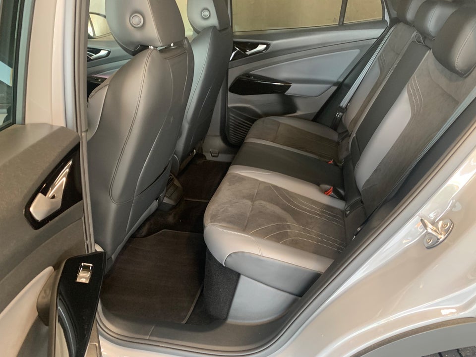 VW ID.4 77 Style+ 5d