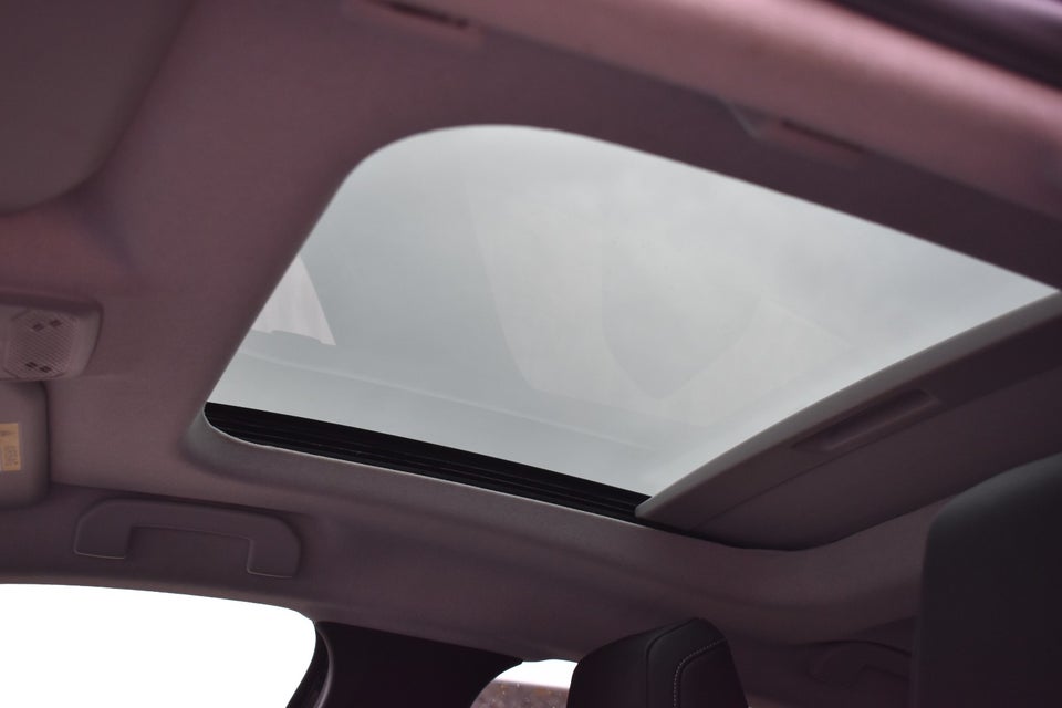 Citroën ë-C4 X 50 Palais Sky 4d