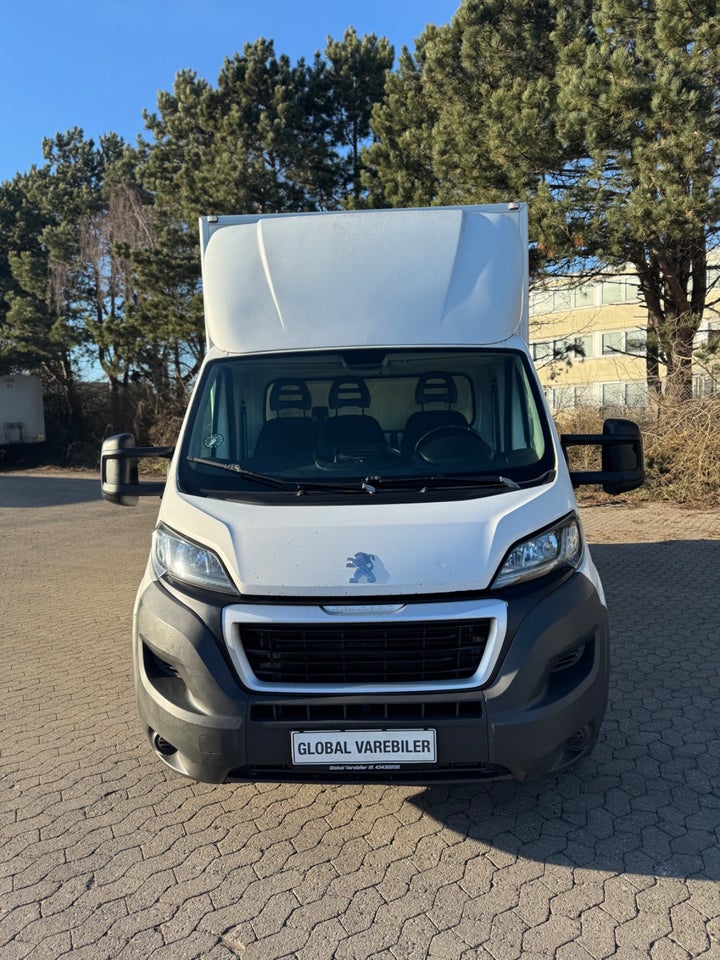 Peugeot Boxer 335 2,2 HDi 130 Alukasse m/lift 2d