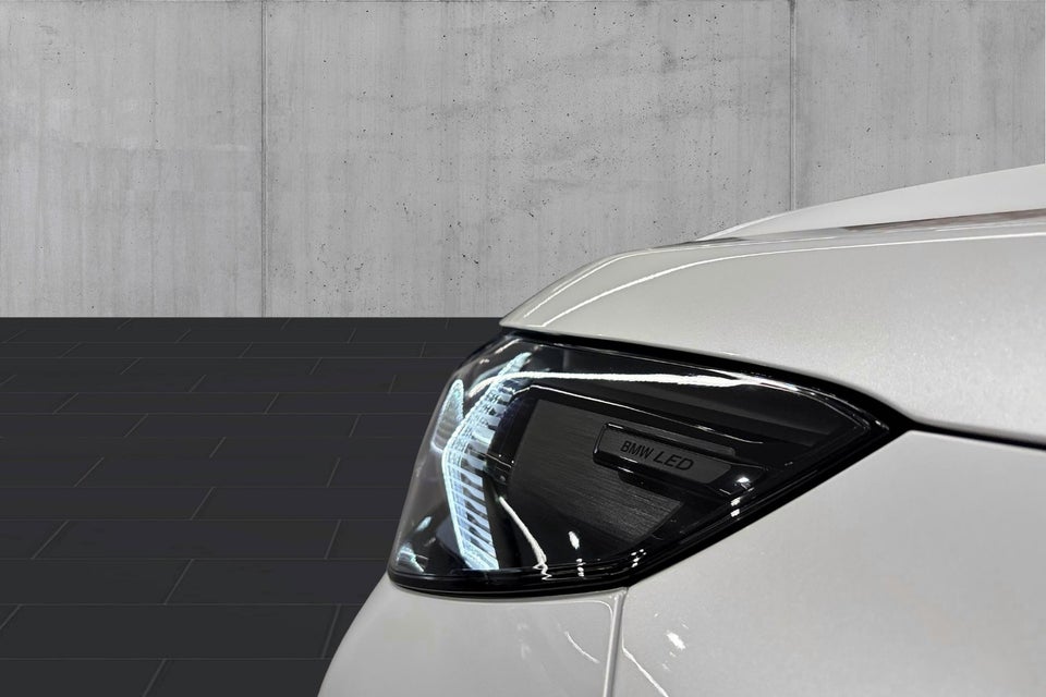 BMW iX1 xDrive30 M-Sport 5d