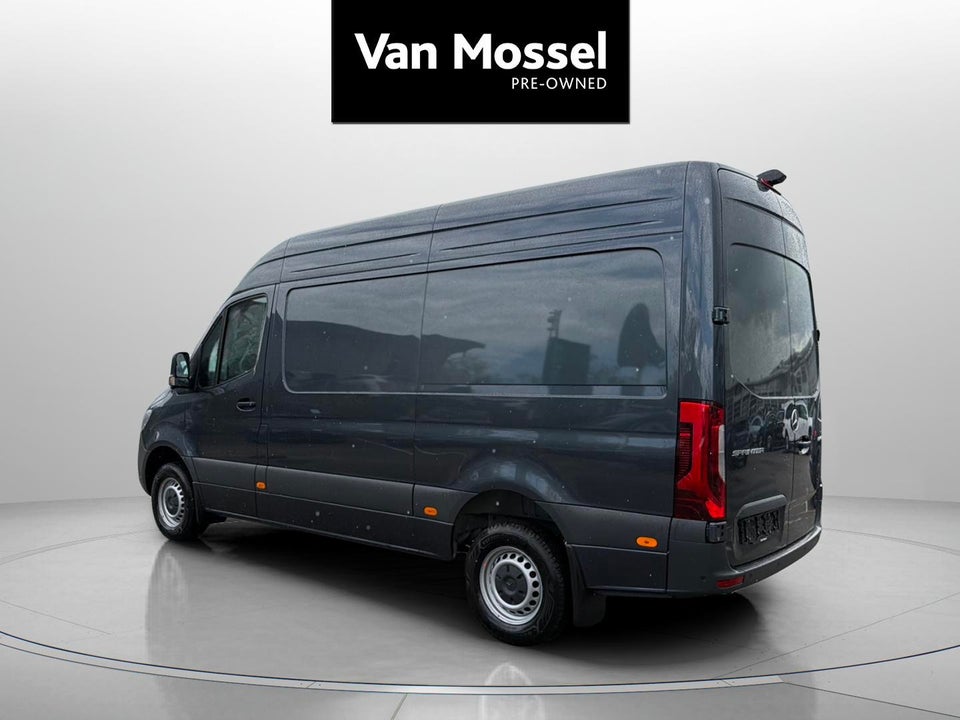 Mercedes Sprinter 319 2,0 CDi A2 Kassevogn SELECT RWD