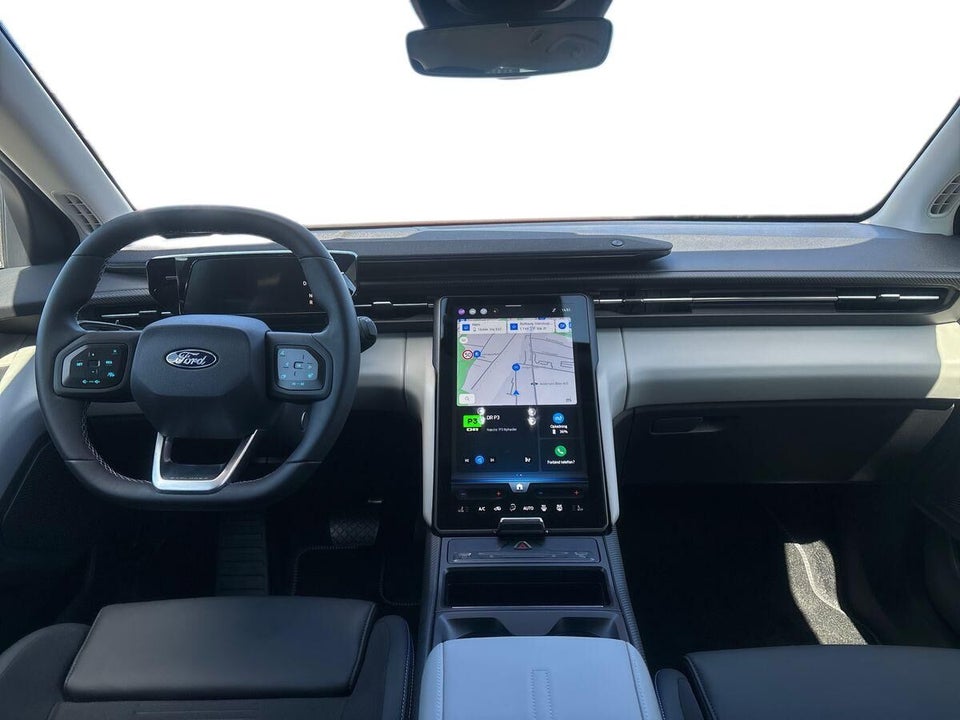 Ford Explorer 52 Premium Standard Range 5d