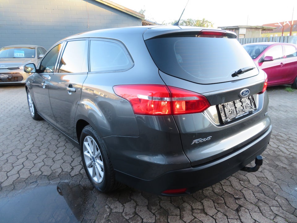 Ford Focus 1,0 SCTi 125 Business stc. 5d