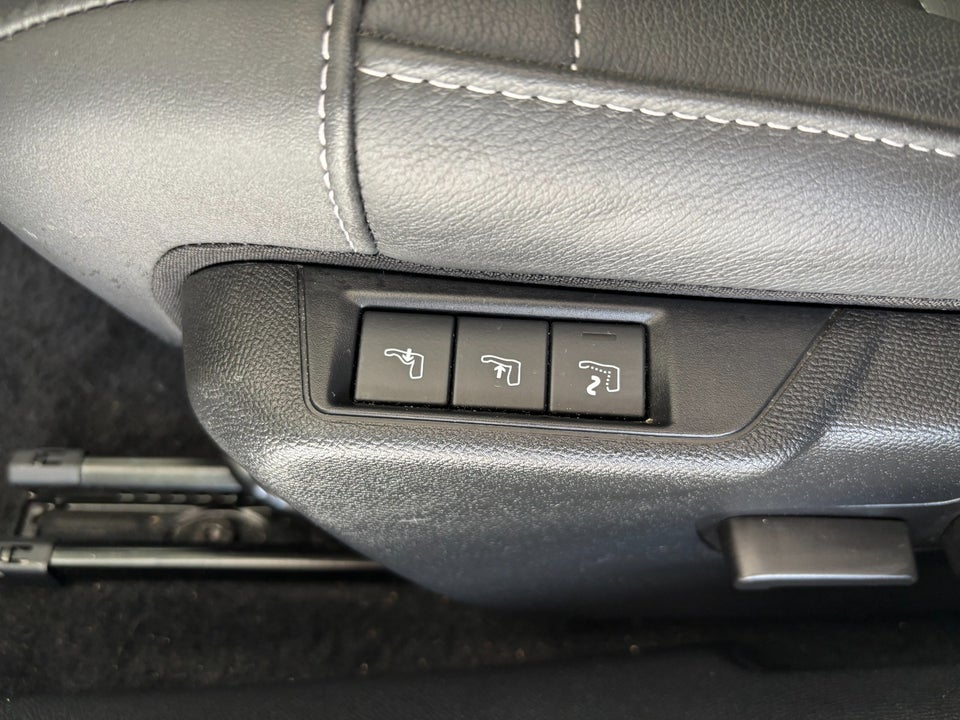 Citroën ë-C4 X 50 Palais Sky 4d