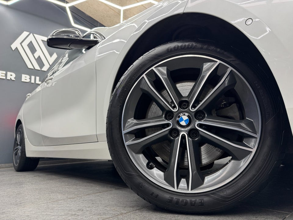 BMW 120d 2,0 Sport Line xDrive aut. 5d