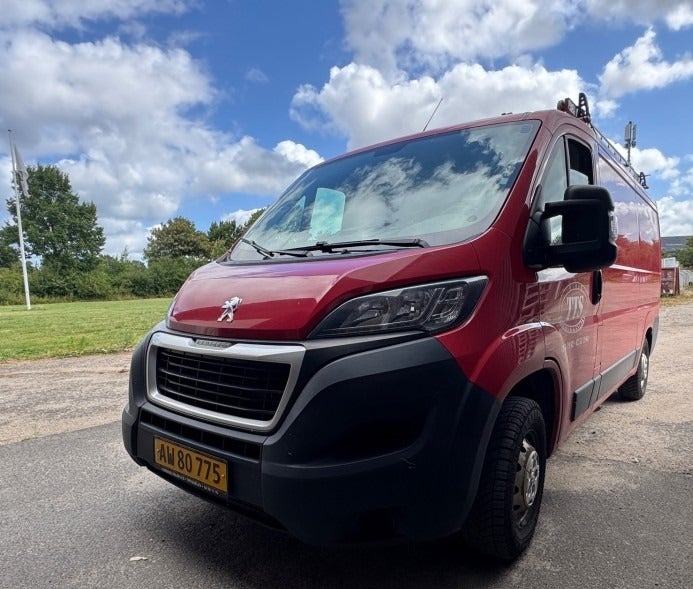 Peugeot Boxer 330 2,2 BlueHDi 120 L2H1 Zap