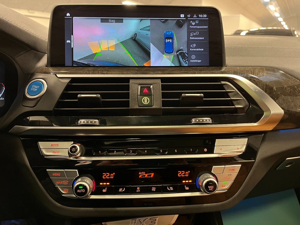 BMW iX3 Charged Plus 5d