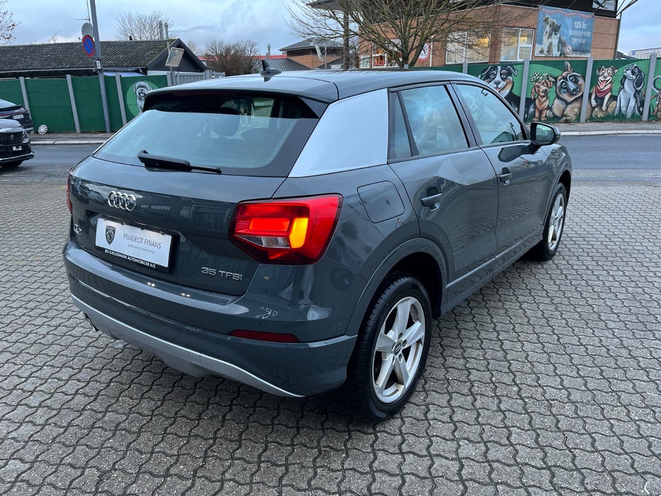 Audi Q2 35 TFSi S-tr. 5d