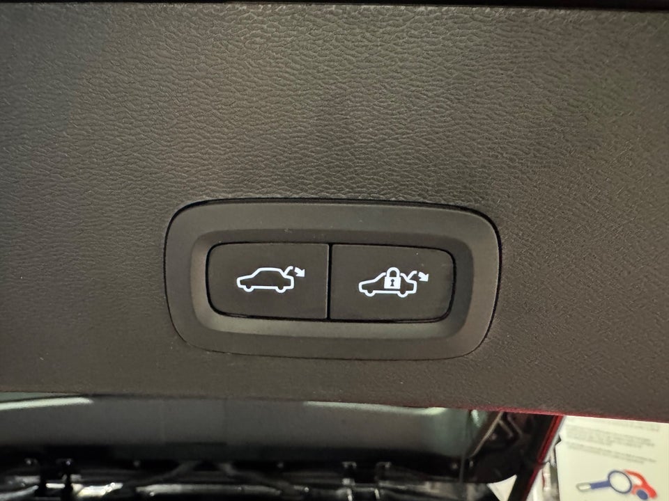 Volvo XC40 P6 ReCharge Plus 5d