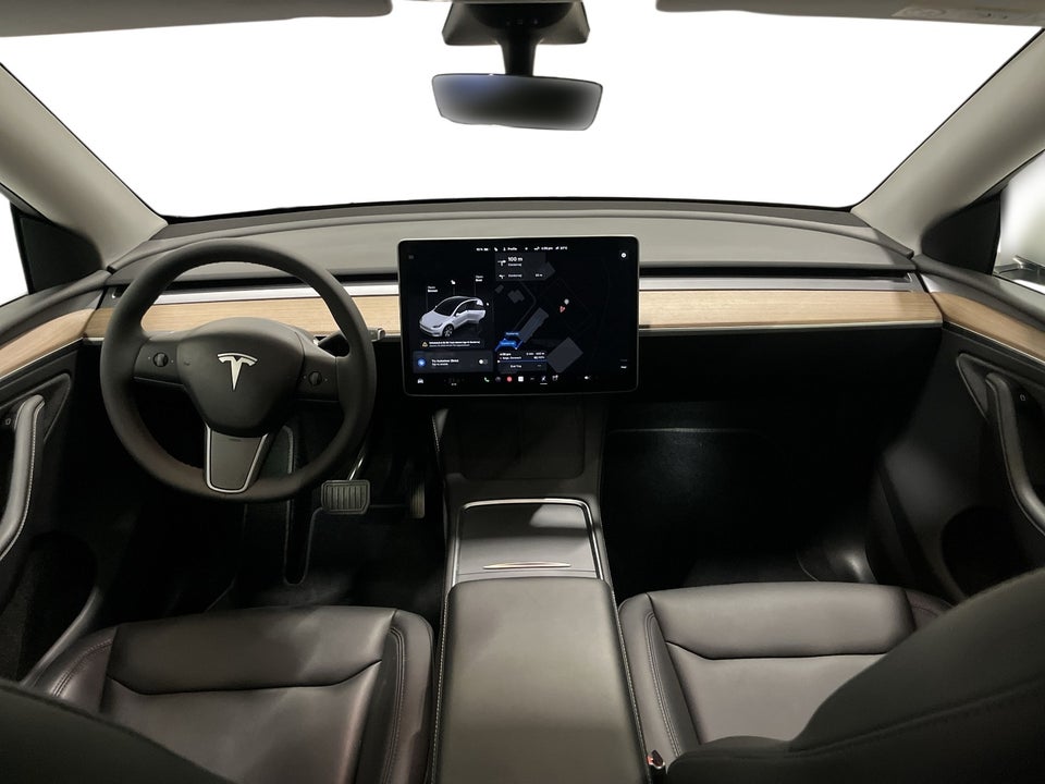 Tesla Model Y Long Range AWD 5d
