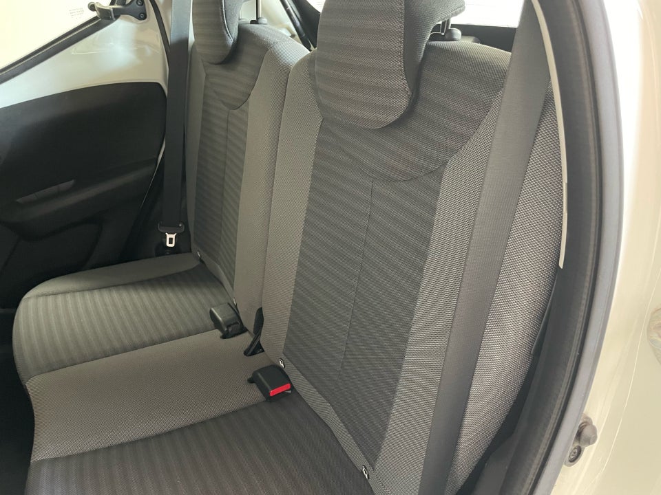 Toyota Aygo 1,0 VVT-i x-plore 5d