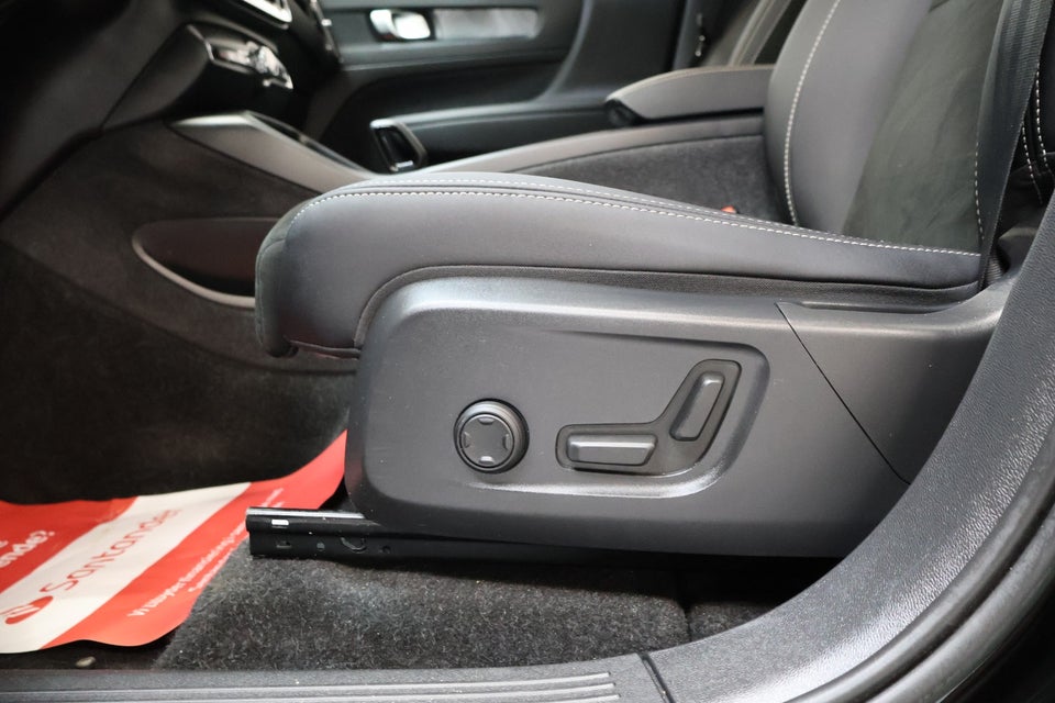 Volvo XC40 P8 ReCharge Twin Plus 5d