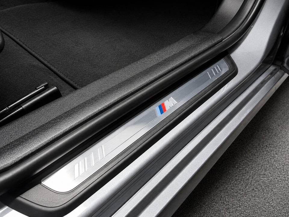 BMW 330e 2,0 Touring M-Sport xDrive aut. 5d