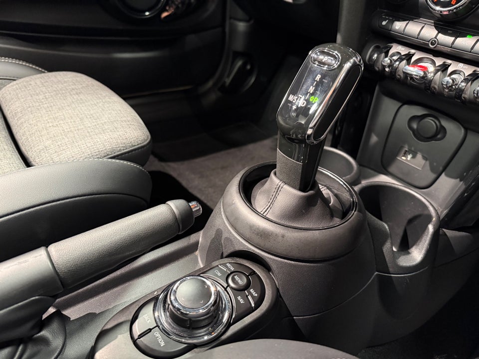 MINI Cooper 1,5 Experience Cabriolet aut. 2d