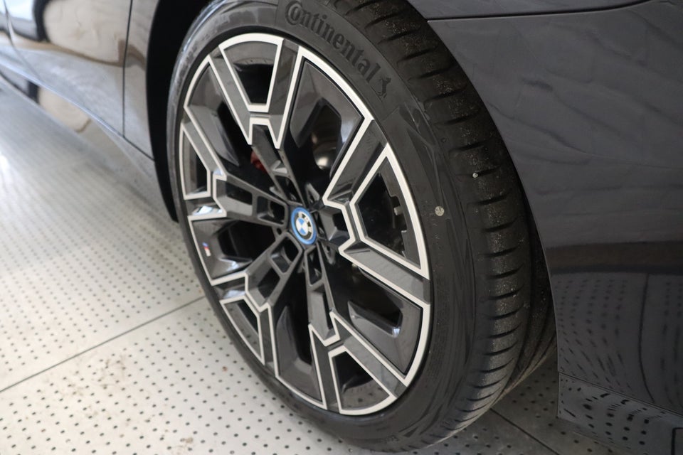 BMW i5 eDrive40 M-Sport Pro 4d