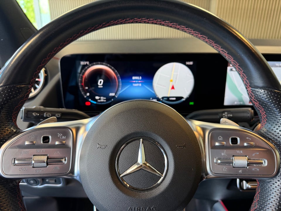 Mercedes EQA350 AMG Line 4Matic 5d