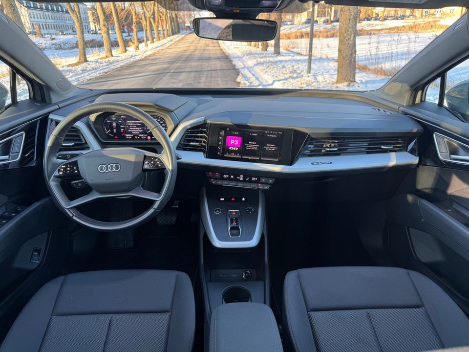 Audi Q4 e-tron 35 Advanced 5d