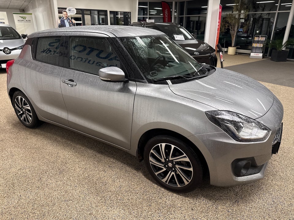 Suzuki Swift 1,2 mHybrid Exclusive CVT 5d