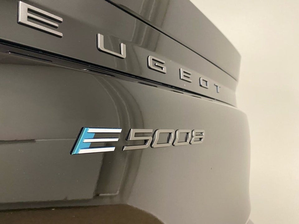 Peugeot e-5008 77 GT Pack 7prs 5d