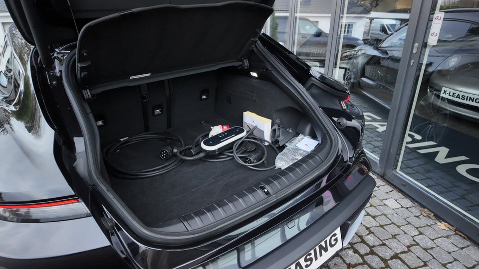 Porsche Taycan 4 Performance+ Cross Turismo 5d