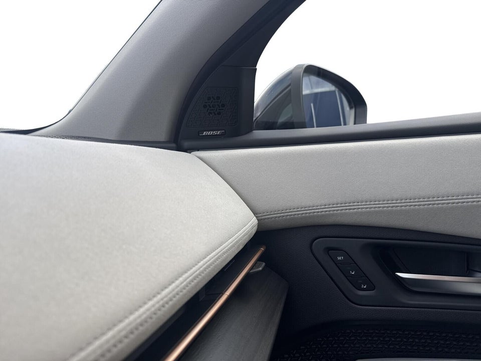 Nissan Ariya 87 Evolve 5d