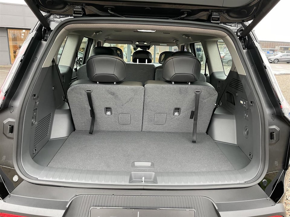 Kia EV9 76 Standard Range Upgrade RWD 7prs 5d