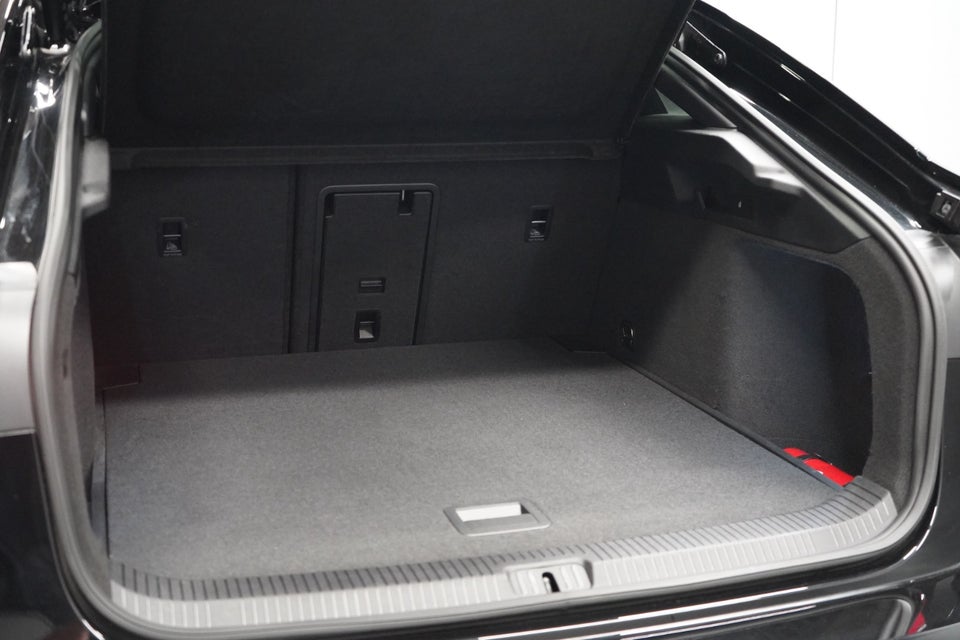 VW ID.7 77 Pro Business Premium 5d