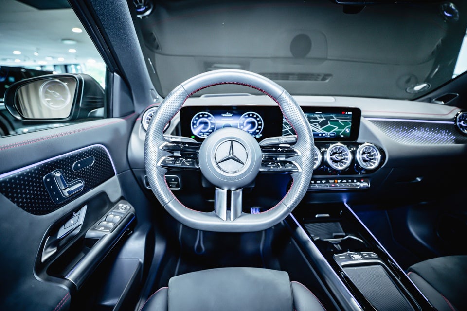 Mercedes EQA250+ AMG Premium 5d
