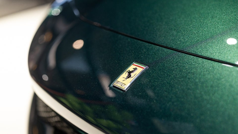 Ferrari 296 GTS 2,9 DCT 2d