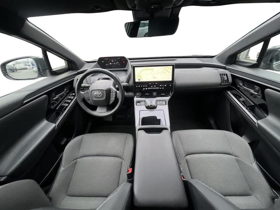 Toyota bZ4X Active 5d