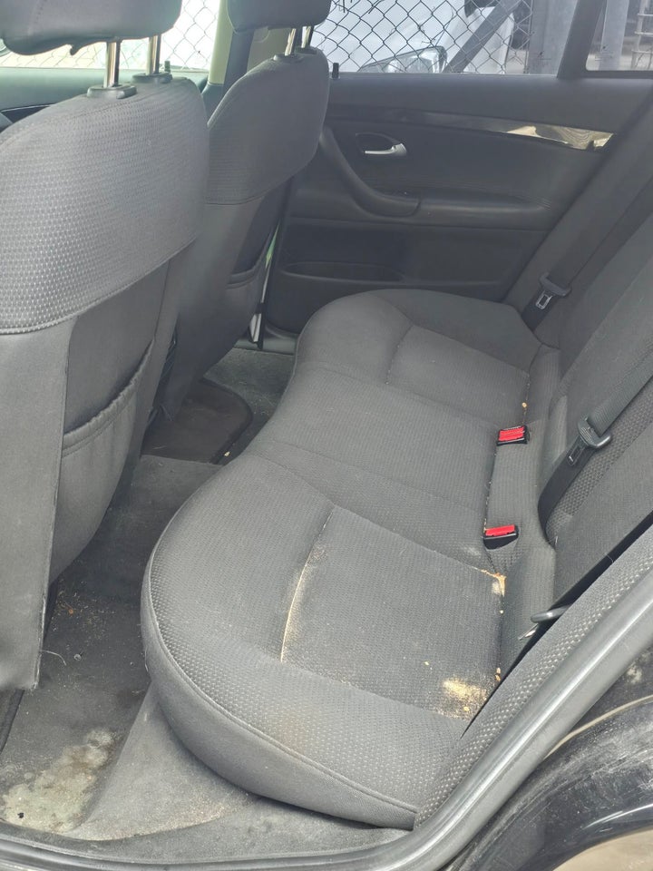 Cadillac BLS 2,0 T 175 Elegance aut. 4d