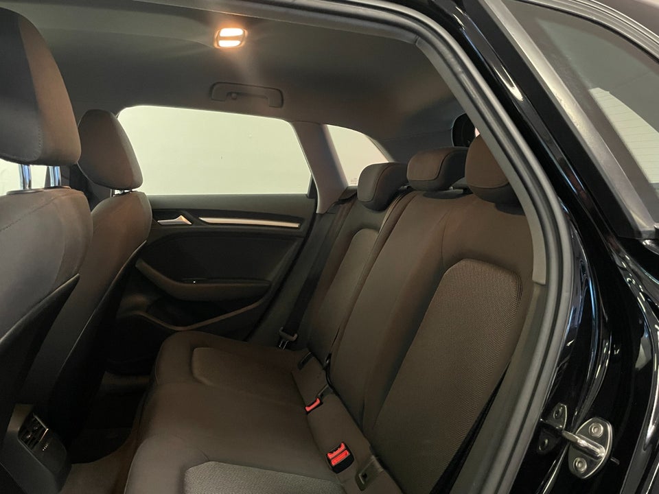 Audi A3 1,4 e-tron Sportback S-tr. 5d