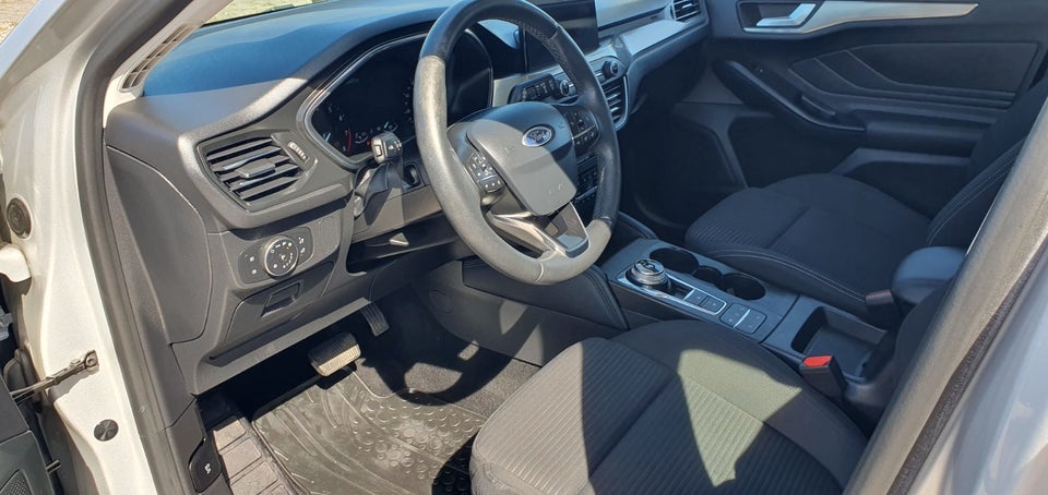 Ford Focus 1,0 EcoBoost Titanium stc. aut. 5d