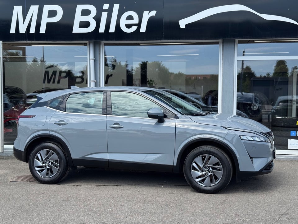 Nissan Qashqai 1,3 mHEV Acenta 5d
