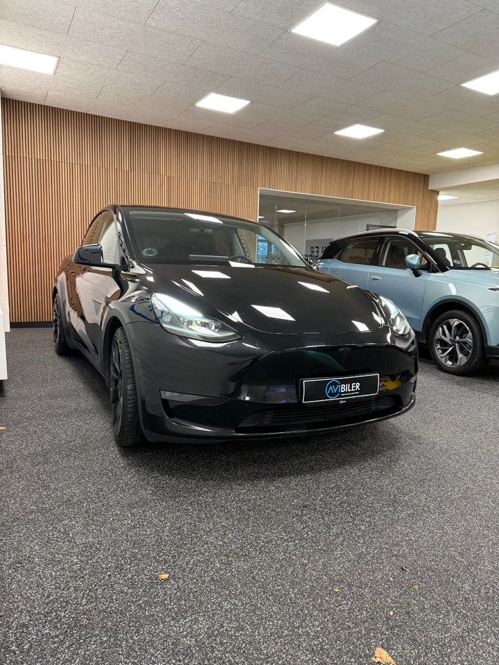 Tesla Model Y Performance AWD 5d