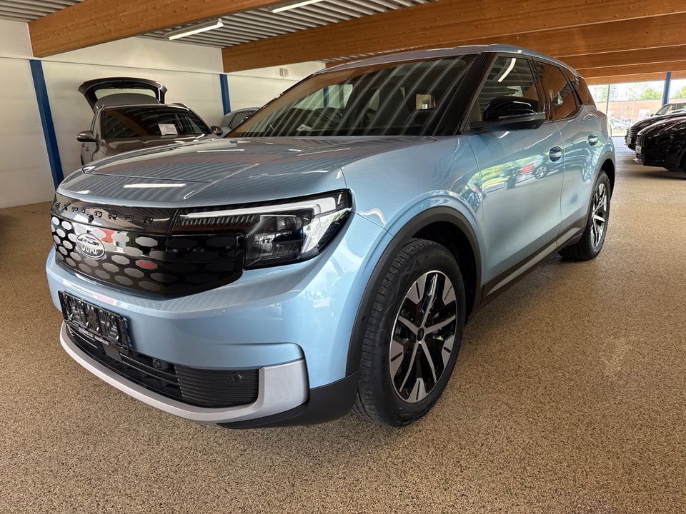 Ford Explorer 77 Select Extended Range 5d