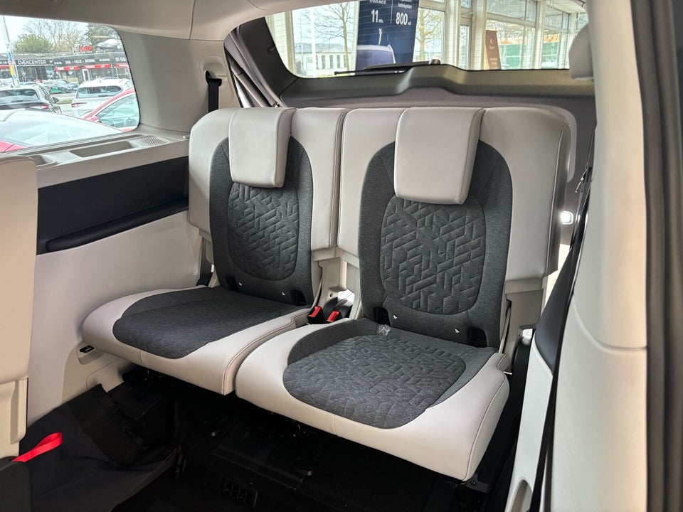 VW ID.Buzz 86 Life 7prs LWB 5d