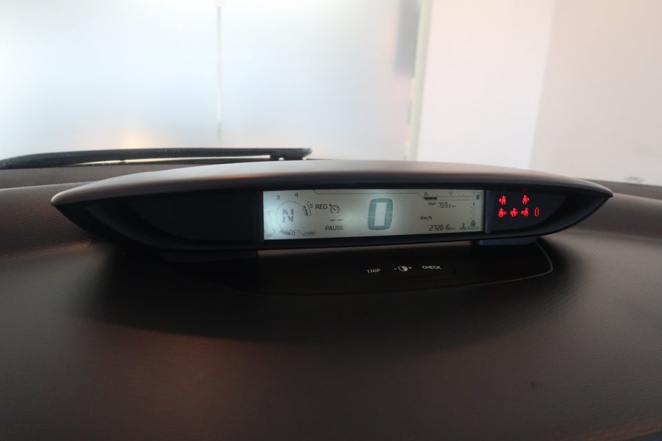 Citroën C4 1,6 HDi 110 VTR+ E6G 5d