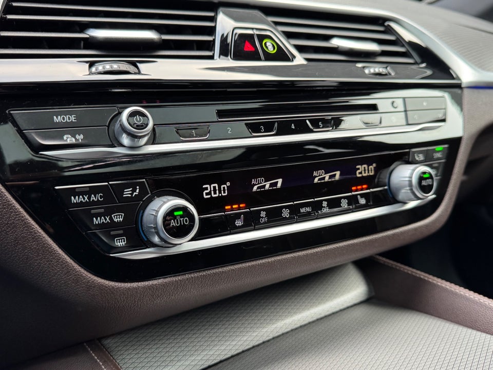 BMW 530d 3,0 Touring M-Sport aut. 5d