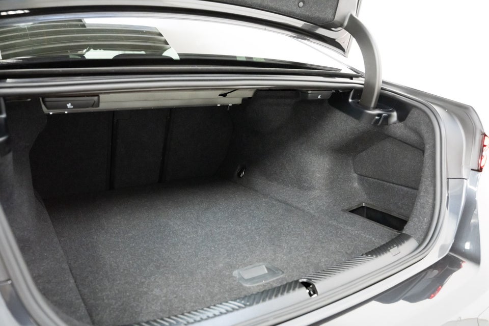 BMW i5 eDrive40 Sport Line 4d